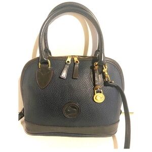 Dooney bourke navy blue Elegant  Leather crossbody Handbag